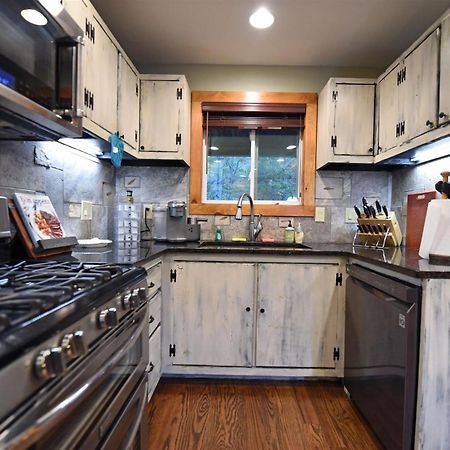 Hawk Haven- Blue Ridge Villa Morganton Eksteriør billede
